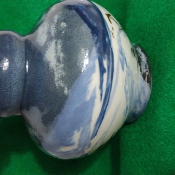 Vintage Ceramic Vase Hand painted - Picture 4 of 9